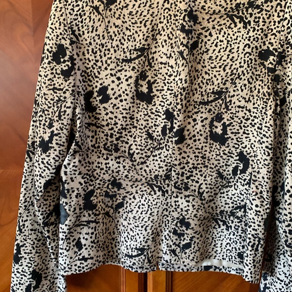 Jacket - Picture 4 of 5